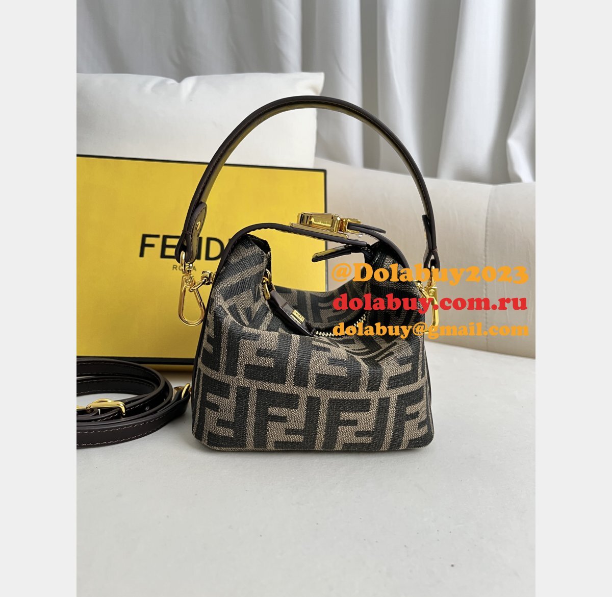 Top Quality FENDI Wholesale lunch HADNBAG