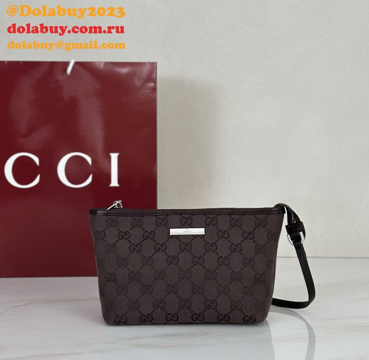Gucci Small Pouch Strap A0014P Top Quality Plaque Bag